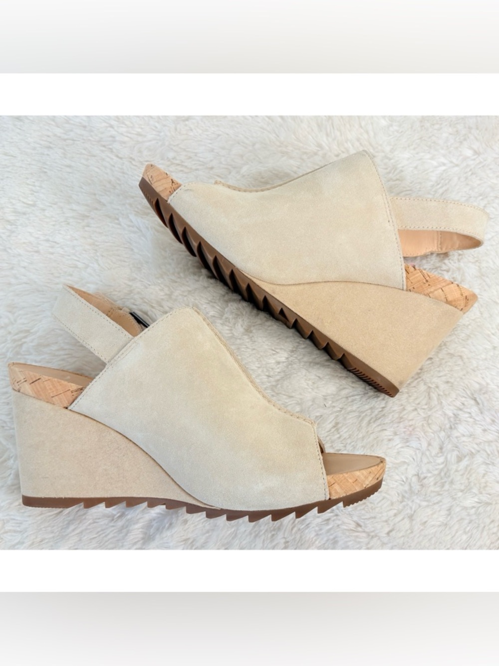 CLARKS Flex Stitch Tan Genuine Leather Wedge Cork Sandals Size 10